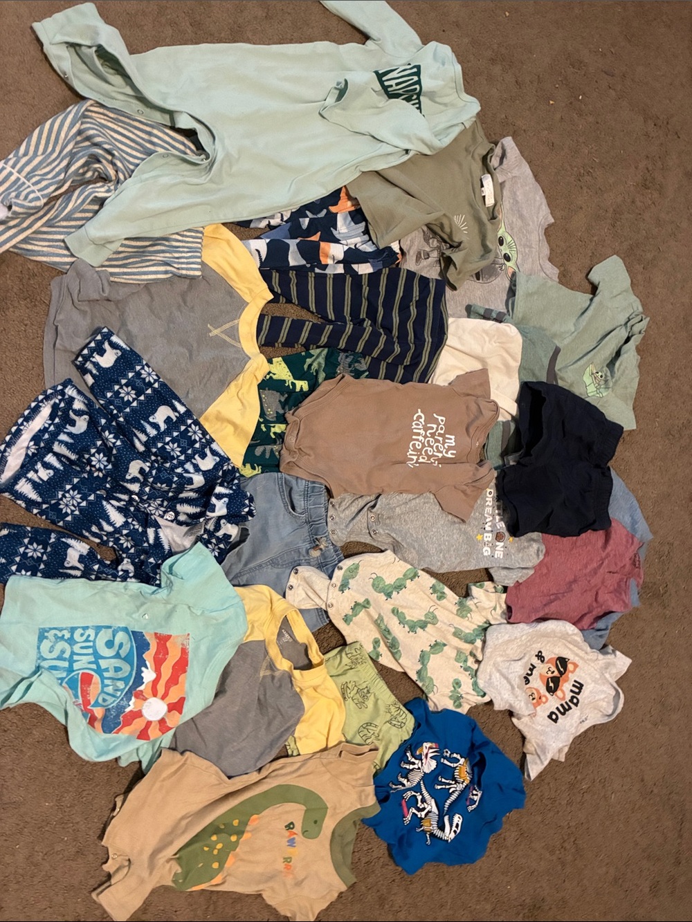 Huge bundle 12 & 18 months 💙 (boy)